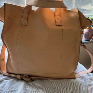 Large Leather Tote in Natural.
